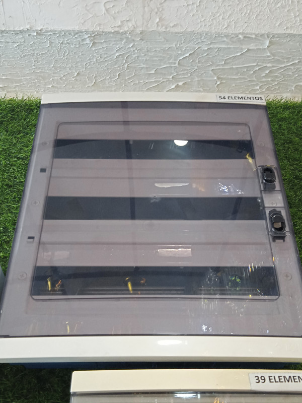 Cuadro eléctrico de empotrar 54 módulos Ingelec.