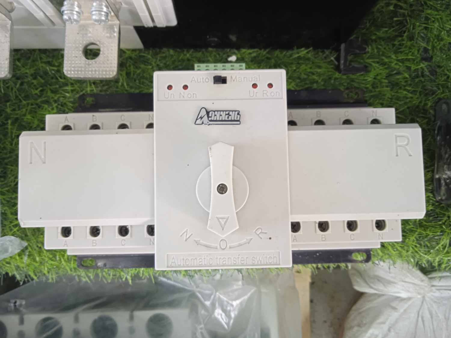 Inversor mixto GCQ2 de 4 polos-63A Anneng.